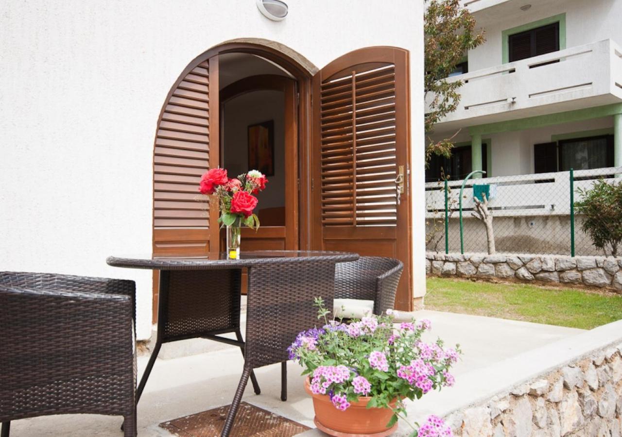 Apartments Bozo Baška Esterno foto